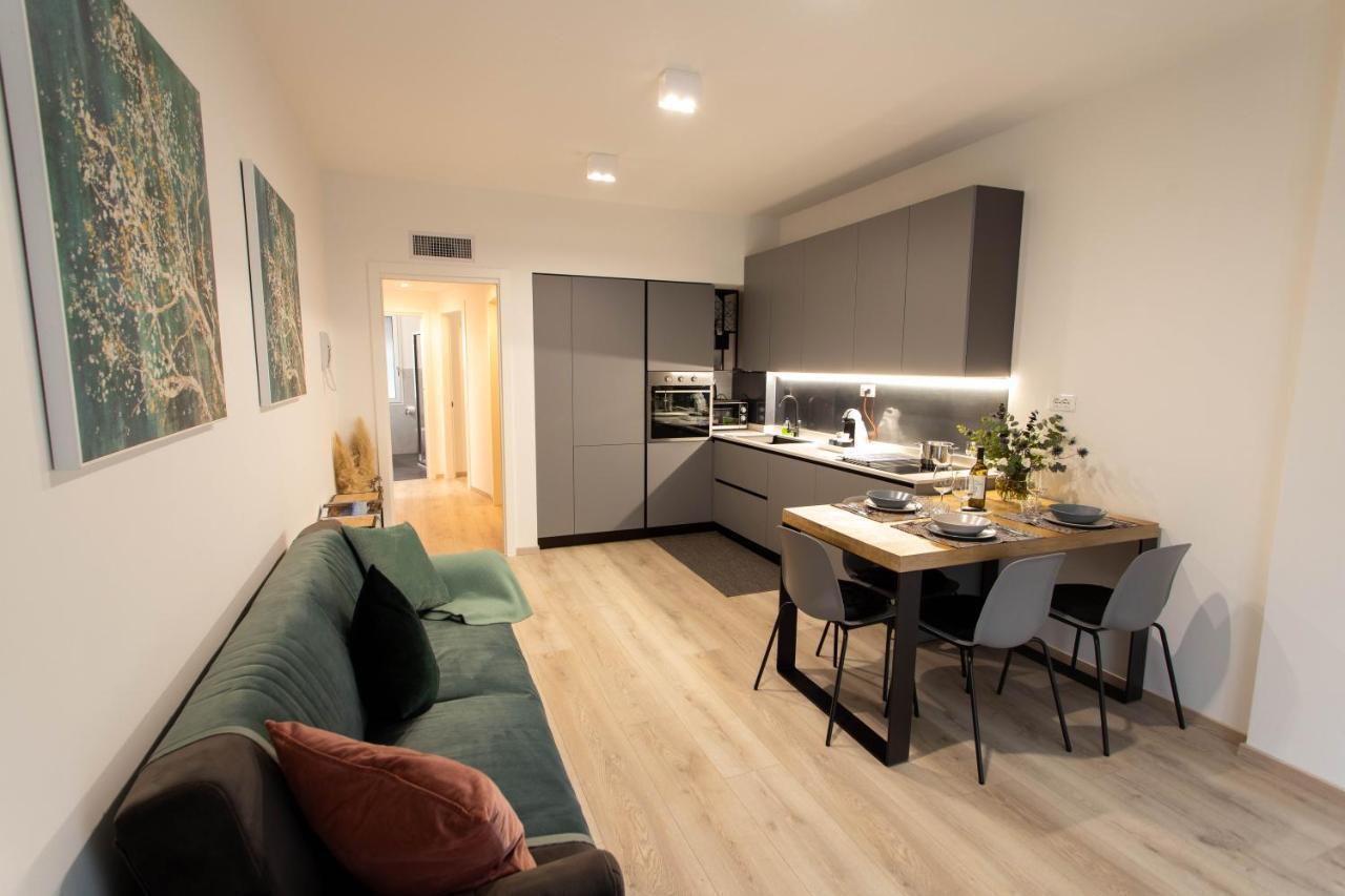 Moderno Appartamento 140 Bassano Centro บัสซาโน เดล กรัปปา ภายนอก รูปภาพ