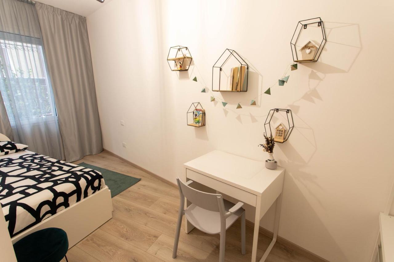 Moderno Appartamento 140 Bassano Centro บัสซาโน เดล กรัปปา ภายนอก รูปภาพ